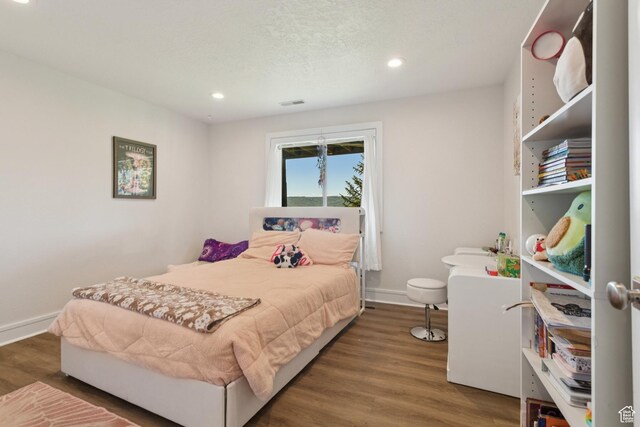 3922 View Pointe Dr, Park City, UT 84098 - bedroom featuring wood finished floors and recessed lighting