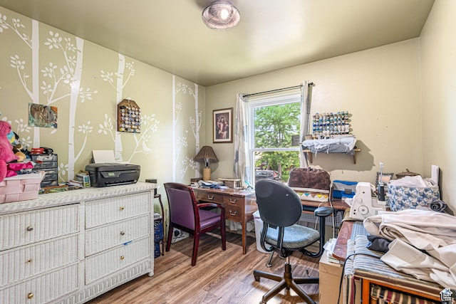 462 E 370 N, Delta, UT 84624 - office space featuring wood finished floors