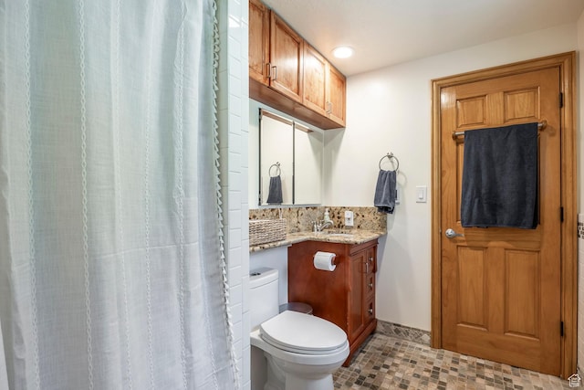 32 S Smokey Ln, Emigration Canyon, UT 84108 - full bath with vanity, decorative backsplash, recessed lighting, and curtained shower