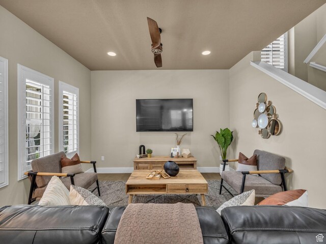 4956 W Vermillion Dr, South Jordan, UT 84009 - living room featuring recessed lighting