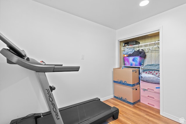 790 E 5300 S, South Ogden, UT 84405 - workout room featuring light wood-style flooring and recessed lighting