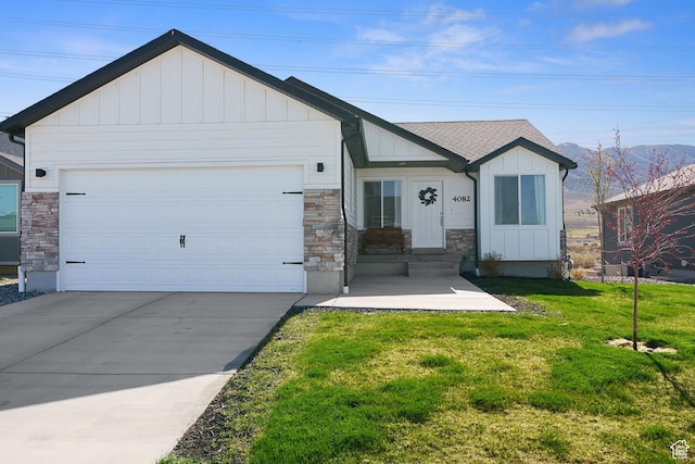 4082 N Poplar Dr, Eagle Mountain, UT 84005 - view of front of property with board and batten siding, a front lawn, a garage, driveway, and stone siding