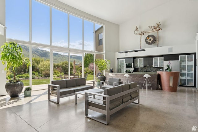 3530 N State Road 32, Marion, UT 84036 - community lobby featuring a high ceiling and a mountain view