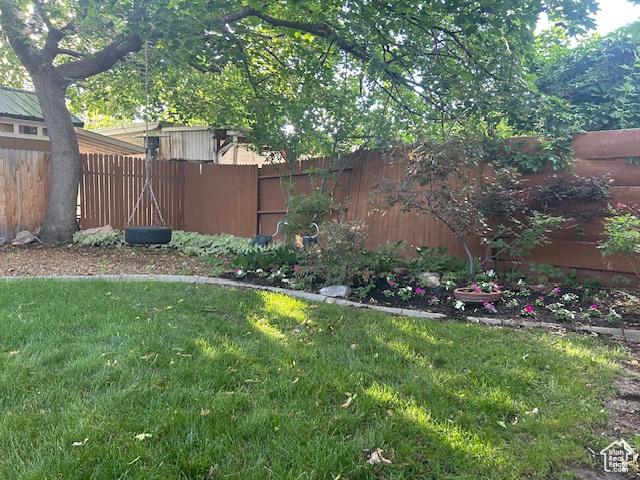 1567 E Westminster Ave, Salt Lake City, UT 84105 - view of yard