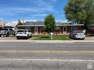 856 N 600 E, Lehi, UT 84043 - ranch-style house with a front yard