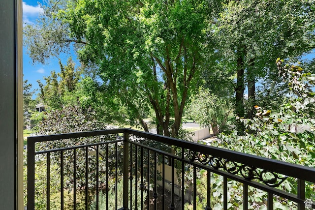 1706 E Murray Holladay Rd S Unit 204, Holladay, UT 84117 - view of balcony