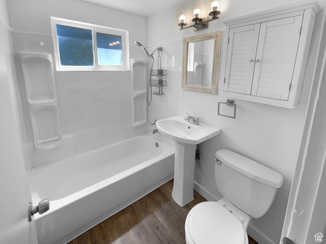 270 N 500 E, Spanish Fork, UT 84660 - bathroom featuring shower / washtub combination and wood finished floors