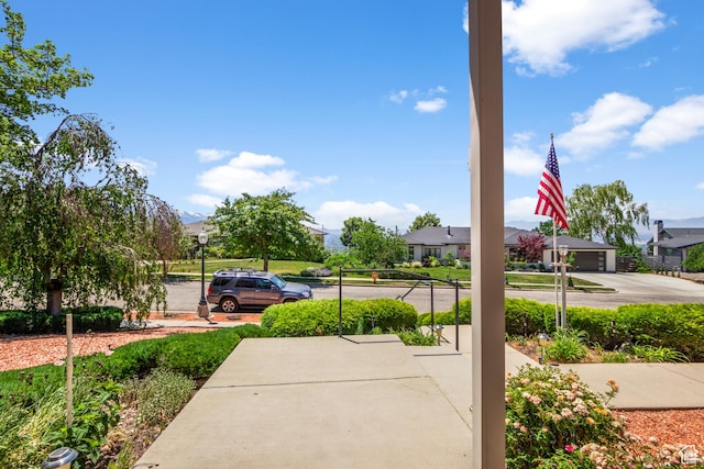 771 E 17th Ave, Salt Lake City, UT 84103 - view of yard featuring a residential view and a detached garage