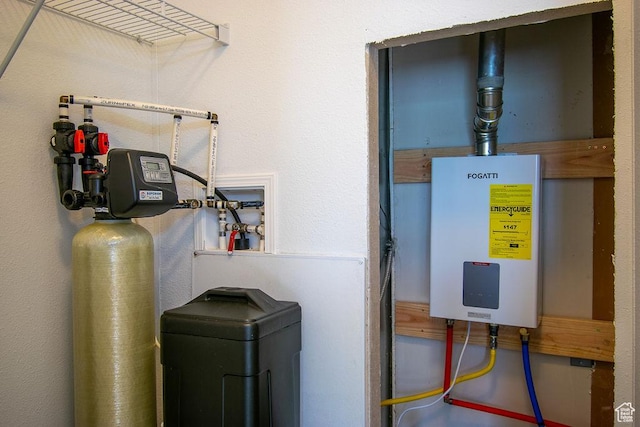 305 S Sheridan St, Stockton, UT 84071 - utility room with water heater