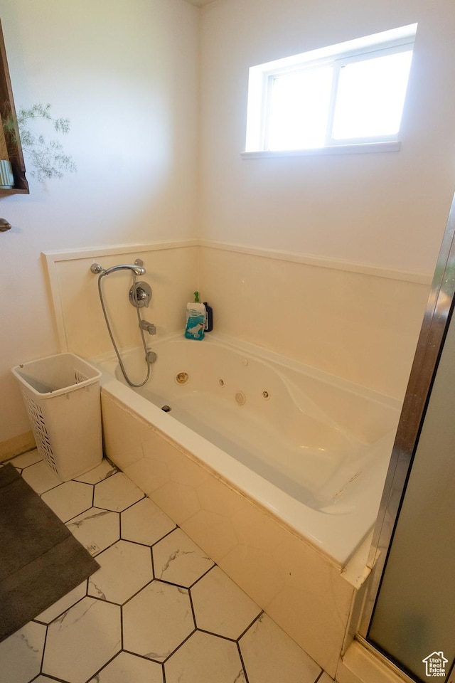2673 S 2400 W, Weston, ID 83286 - full bath featuring a whirlpool tub