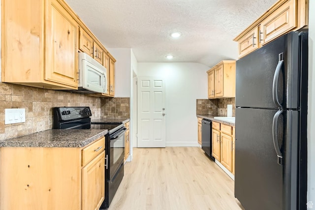180 E Ross Dr, Clearfield, UT 84015 - kitchen featuring black appliances, light brown cabinetry, light wood-type flooring, a textured ceiling, and backsplash