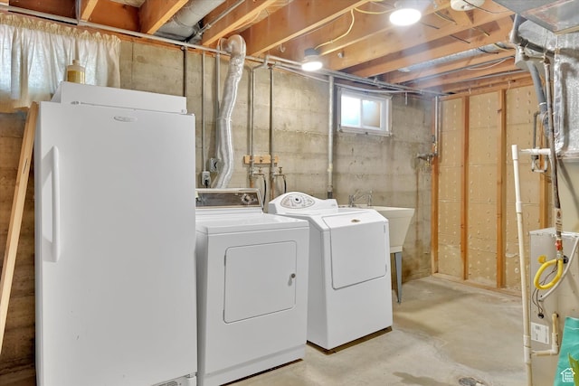 871 N 400 E, Logan, UT 84321 - laundry area with washer and clothes dryer