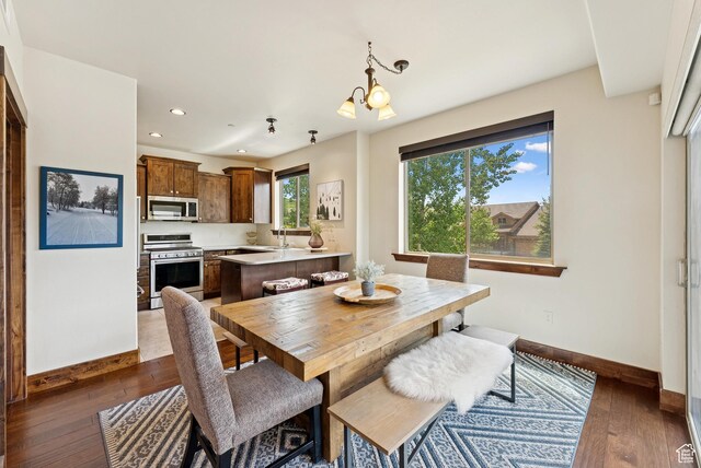 14275 N Buck Horn Trl Unit 41-F, Kamas, UT 84036 - dining room with dark wood-style flooring and recessed lighting