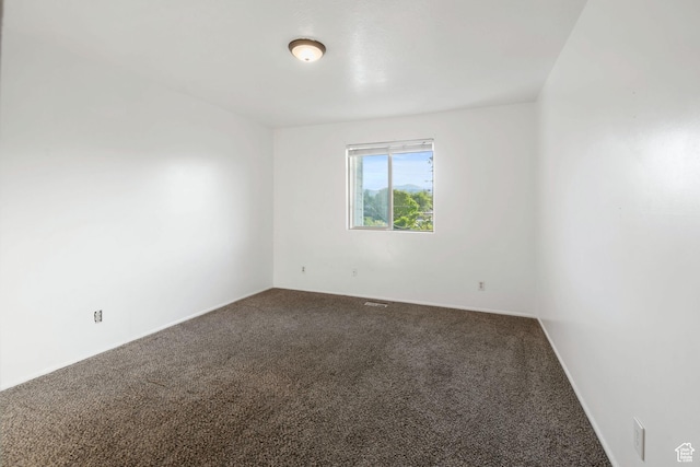 3638 Oldham Cir, West Valley City, UT 84120 - carpeted empty room featuring baseboards
