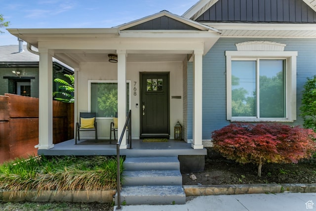 768 E 800 S, Salt Lake City, UT 84102 - doorway to property with a porch
