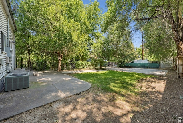 921 E 800 S, Salt Lake City, UT 84102 - fenced backyard with a patio