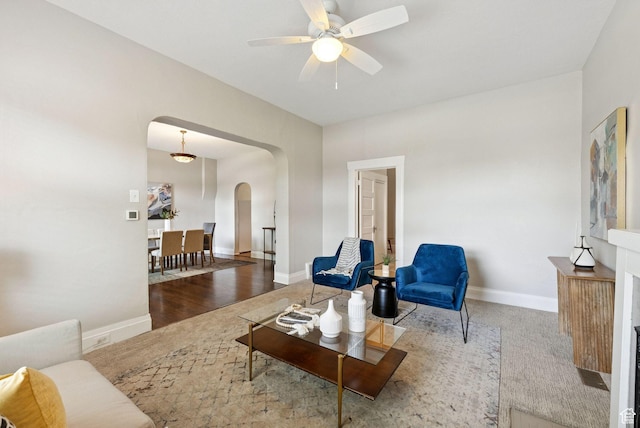 921 E 800 S, Salt Lake City, UT 84102 - living room featuring arched walkways and a ceiling fan