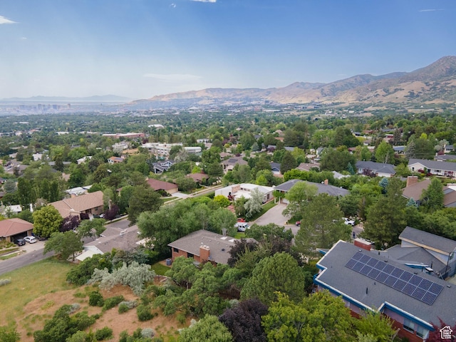 2842 E Oakbrook Cir, Salt Lake City, UT 84108 - aerial perspective of suburban area featuring a mountainous background