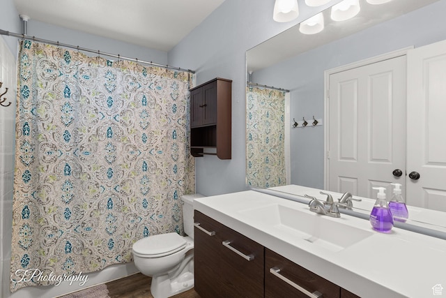 1161 S 860 W, Cedar City, UT 84720 - bathroom featuring vanity, wood finished floors, and shower / bath combo