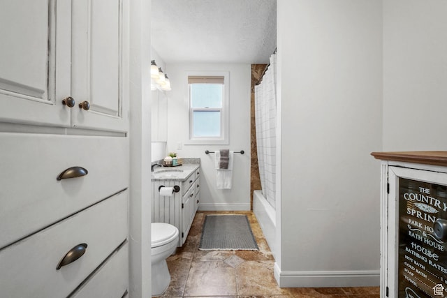 578 S 750 E, Bountiful, UT 84010 - bathroom featuring vanity, wine cooler, and a textured ceiling