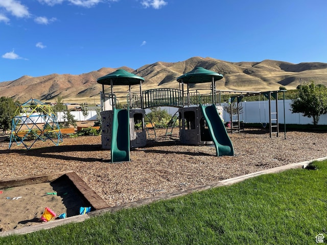 70 W 1790 N, Genola, UT 84655 - community jungle gym featuring a mountain view