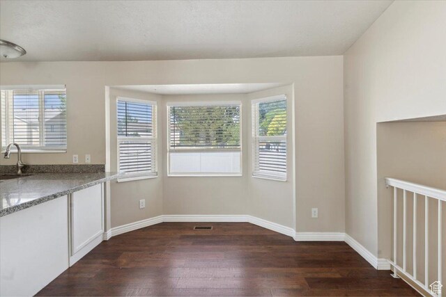 909 N White Pine Dr E, Tooele, UT 84074