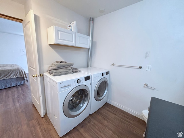 289 W Count Fleet Rd, St George, UT 84790 - laundry room with washer and clothes dryer and dark wood-style floors