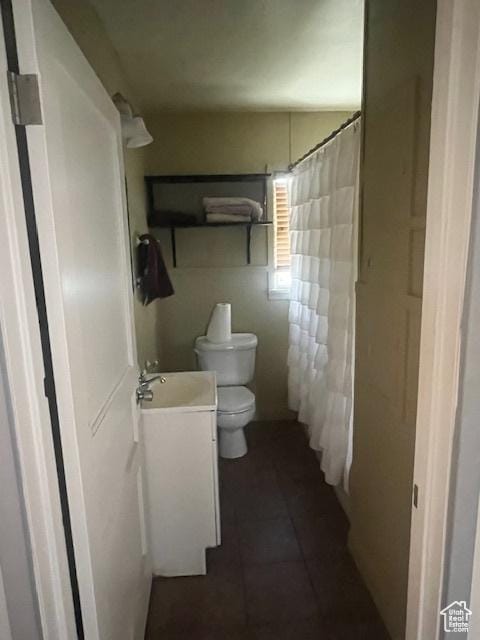 210 W 100 S, Centerfield, UT 84622 - bathroom with vanity, tile patterned floors, and a shower with shower curtain