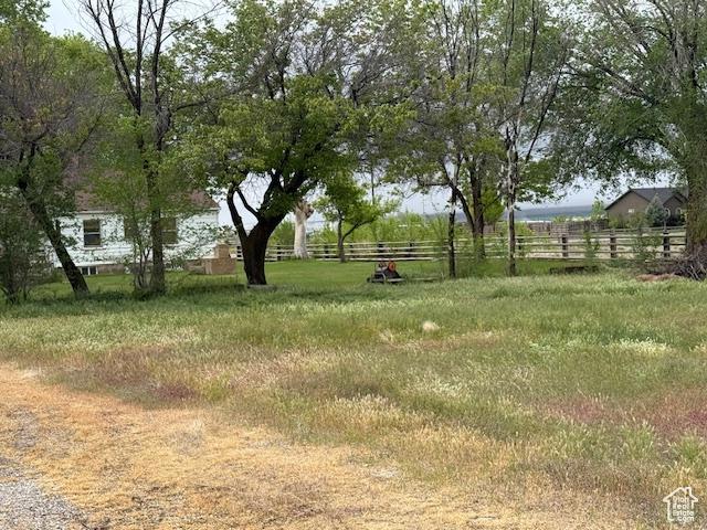 210 W 100 S, Centerfield, UT 84622 - view of yard