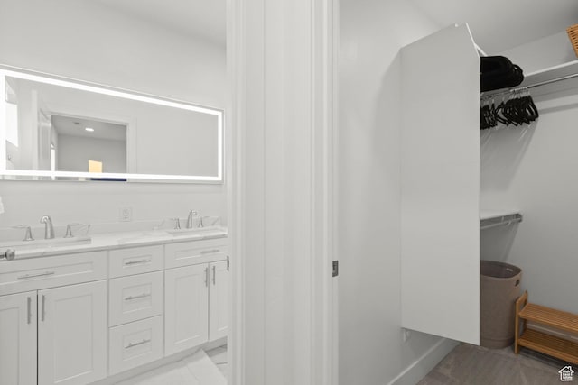 4473 N Solstice Dr, Lehi, UT 84043 - full bath featuring double vanity and a walk in closet