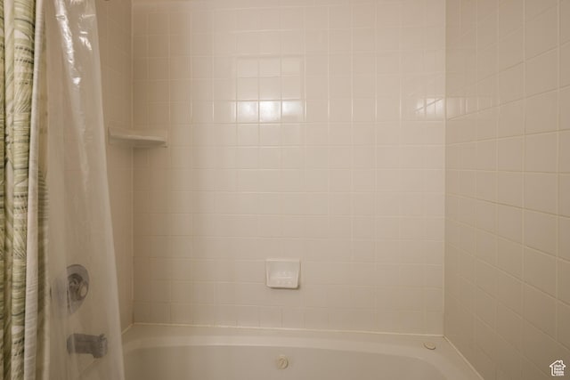 3287 E Fairway Loop, Moab, UT 84532 - bathroom with shower / tub combo