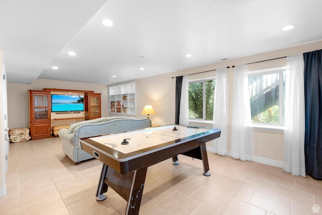 328 S 1060 E, Santaquin, UT 84655 - game room with light tile patterned floors and recessed lighting