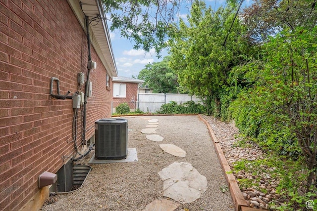 1881 S Foothill Dr E, Salt Lake City, UT 84108 - view of yard