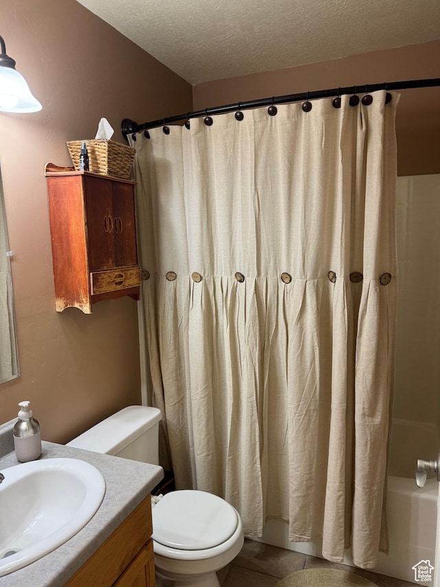 471 N 100 W, Kamas, UT 84036 - full bath featuring vanity, a textured ceiling, and shower / tub combo