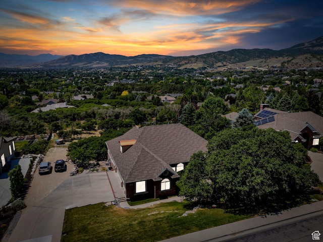 215 N Bald Mountain Dr E, Alpine, UT 84004 - aerial view of property and surrounding area with mountains