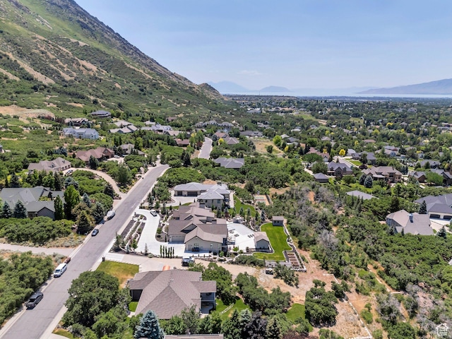 215 N Bald Mountain Dr E, Alpine, UT 84004 - aerial perspective of suburban area featuring mountains