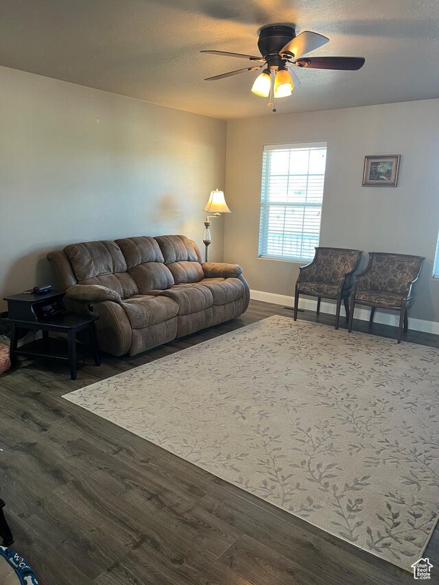 305 E Parker Mountain Rd S, Antimony, UT 84712