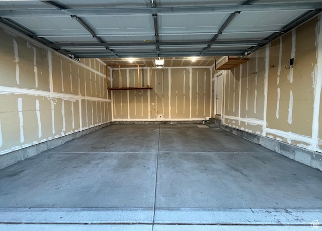 5558 W Dornton Ct, Herriman, UT 84096 - view of garage
