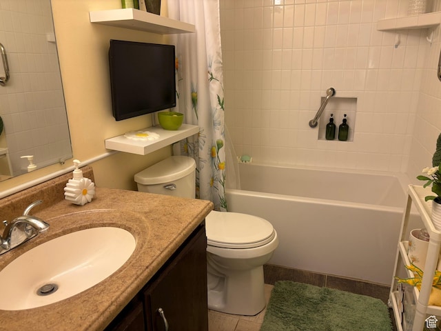 8158 S Cottonwood Hills Cir, Sandy, UT 84094 - full bath featuring shower / tub combo, vanity, and tile patterned flooring