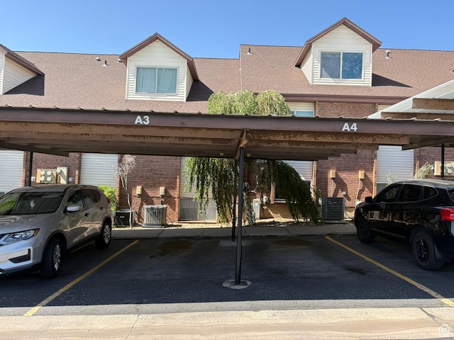 8158 S Cottonwood Hills Cir, Sandy, UT 84094 - view of covered parking lot