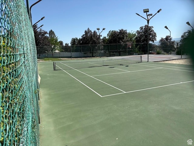 8158 S Cottonwood Hills Cir, Sandy, UT 84094 - view of tennis court