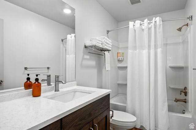 140 W 150 S Unit I34, Garden City, UT 84028 - bathroom featuring vanity and shower / bath combo with shower curtain