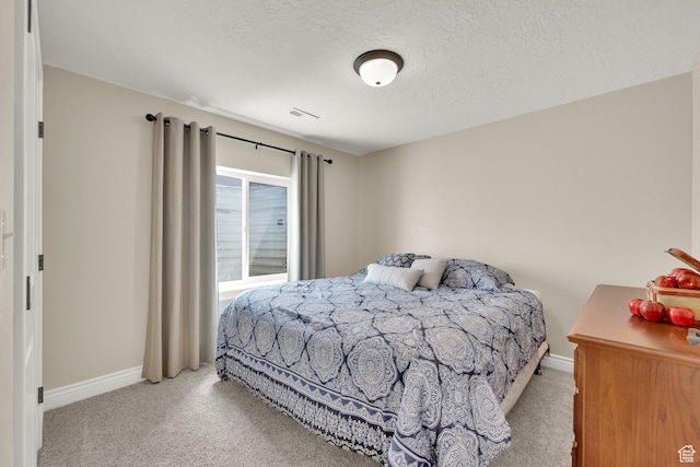 126 N Balsam Way W, Price, UT 84501 - bedroom featuring carpet flooring and a textured ceiling
