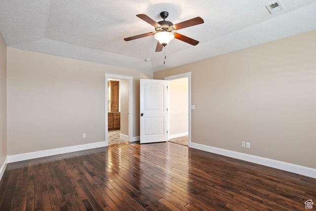 2131 S 1230 W, Syracuse, UT 84075 - unfurnished room featuring hardwood / wood-style floors, a ceiling fan, and a textured ceiling