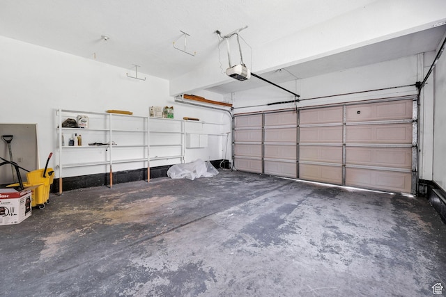 672 E Center St, Providence, UT 84332 - garage with a garage door opener