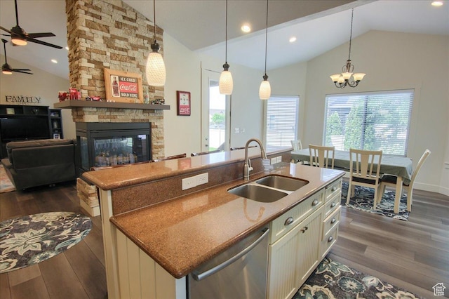 2832 S 1200 W, Syracuse, UT 84075 - kitchen with dishwasher, a ceiling fan, dark wood-style floors, a kitchen island with sink, and recessed lighting