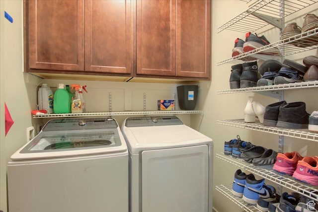 2832 S 1200 W, Syracuse, UT 84075 - washroom featuring independent washer and dryer and cabinet space