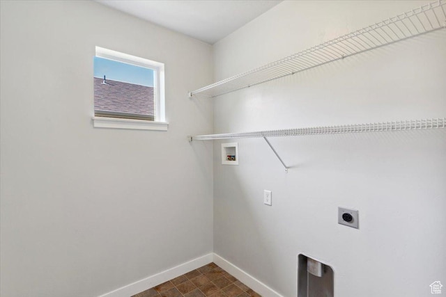 756 Spring Pond Dr, Farmington, UT 84025 - laundry room featuring hookup for a washing machine and hookup for an electric dryer