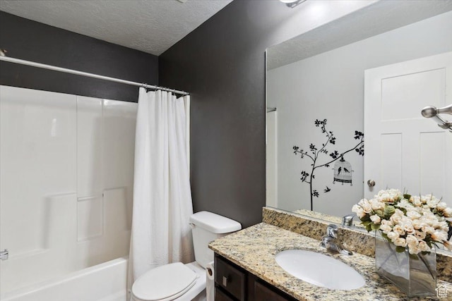 756 Spring Pond Dr, Farmington, UT 84025 - full bath with vanity, a textured ceiling, and shower / bath combo