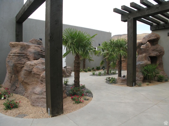 4582 S 1500 W, Hurricane, UT 84737 - view of home's community featuring a pergola